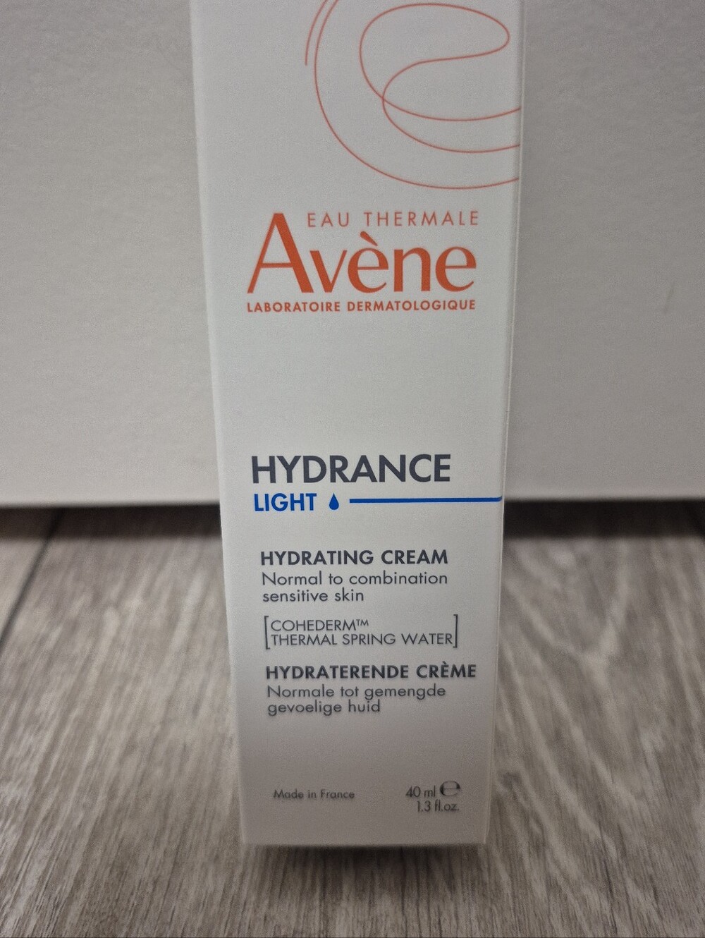 Eau Thermale Avene Hydrance Optimale Light Hydrating Day Cream Moisturizing 40ml